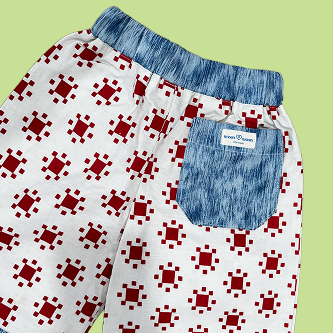 Clam Diggers Size XS (12-18M)