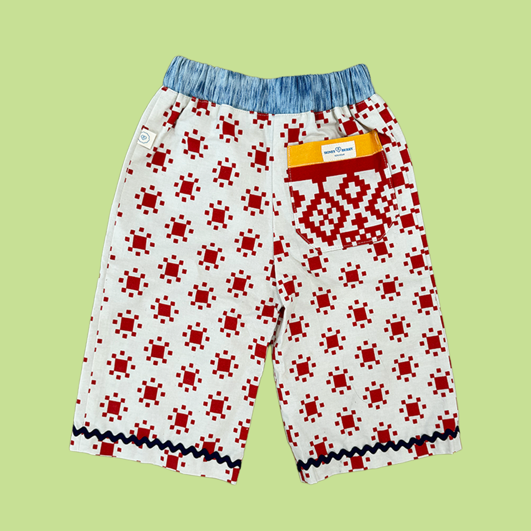 Clam Diggers Size S (18-24M)