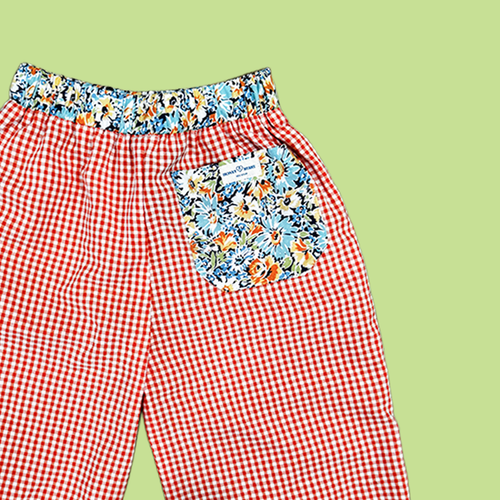 Clam Diggers Size L (3T)