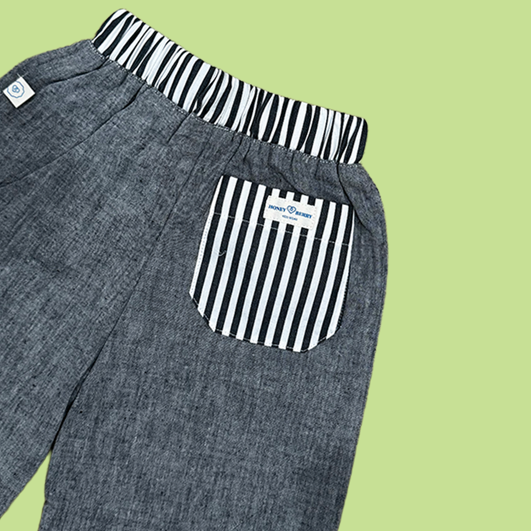 Clam Diggers Size XS (12-18M)