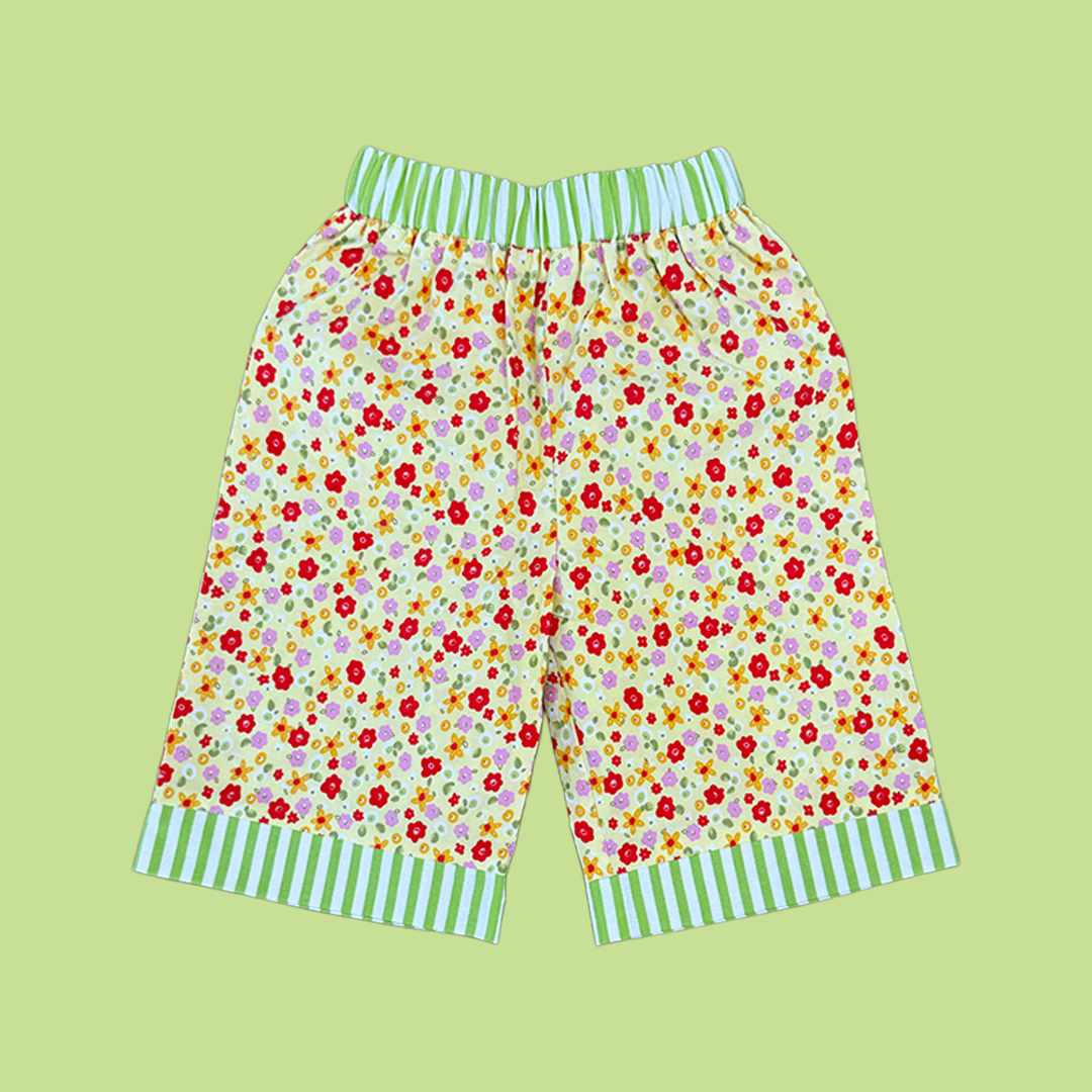 Clam Diggers Size S (18-24M)